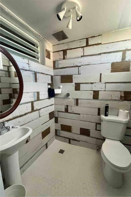 Apartamento Jb23 Apts 4 Bedroom Apt Near Airport San Juan